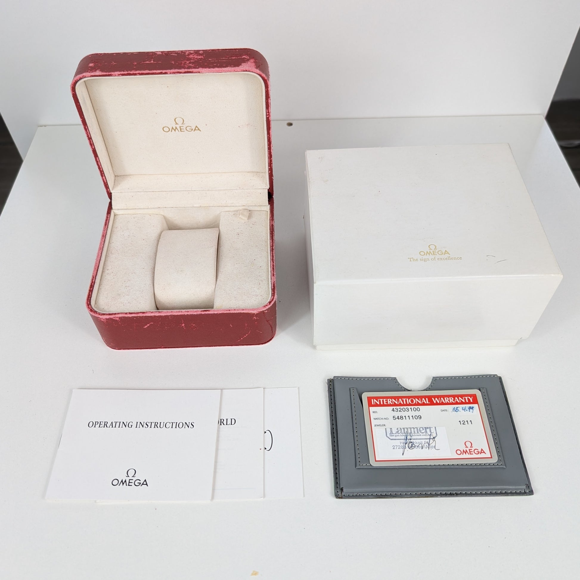 Omega De Ville Prestige 4320.31.00  / 125.0150  | Box & Papers | 1999